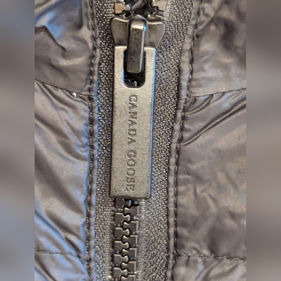 Canada Goose Ellison Packable Down Coat - Picture 9 of 16